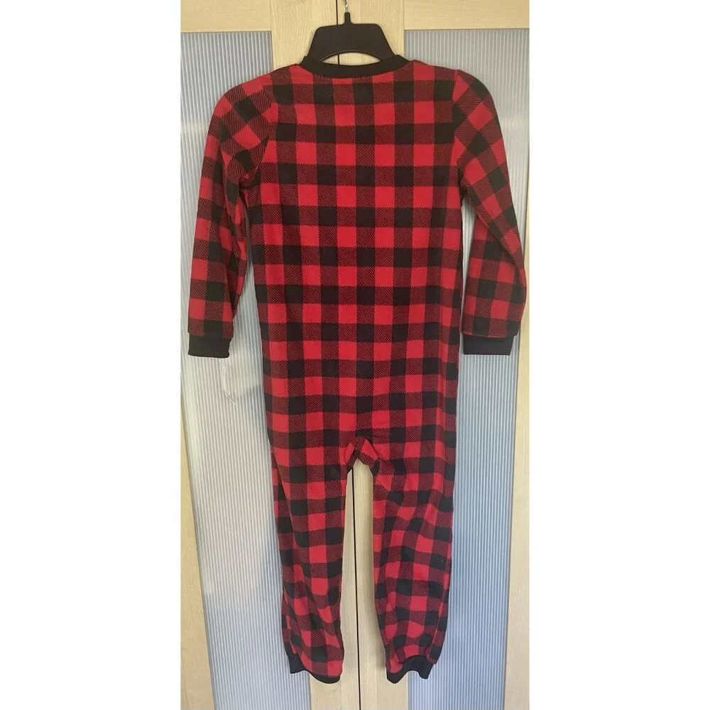 Carter’s Sz 8 Santa’s Helper Pajamas Red/Black Christmas‎ Casual Fleece Comfy